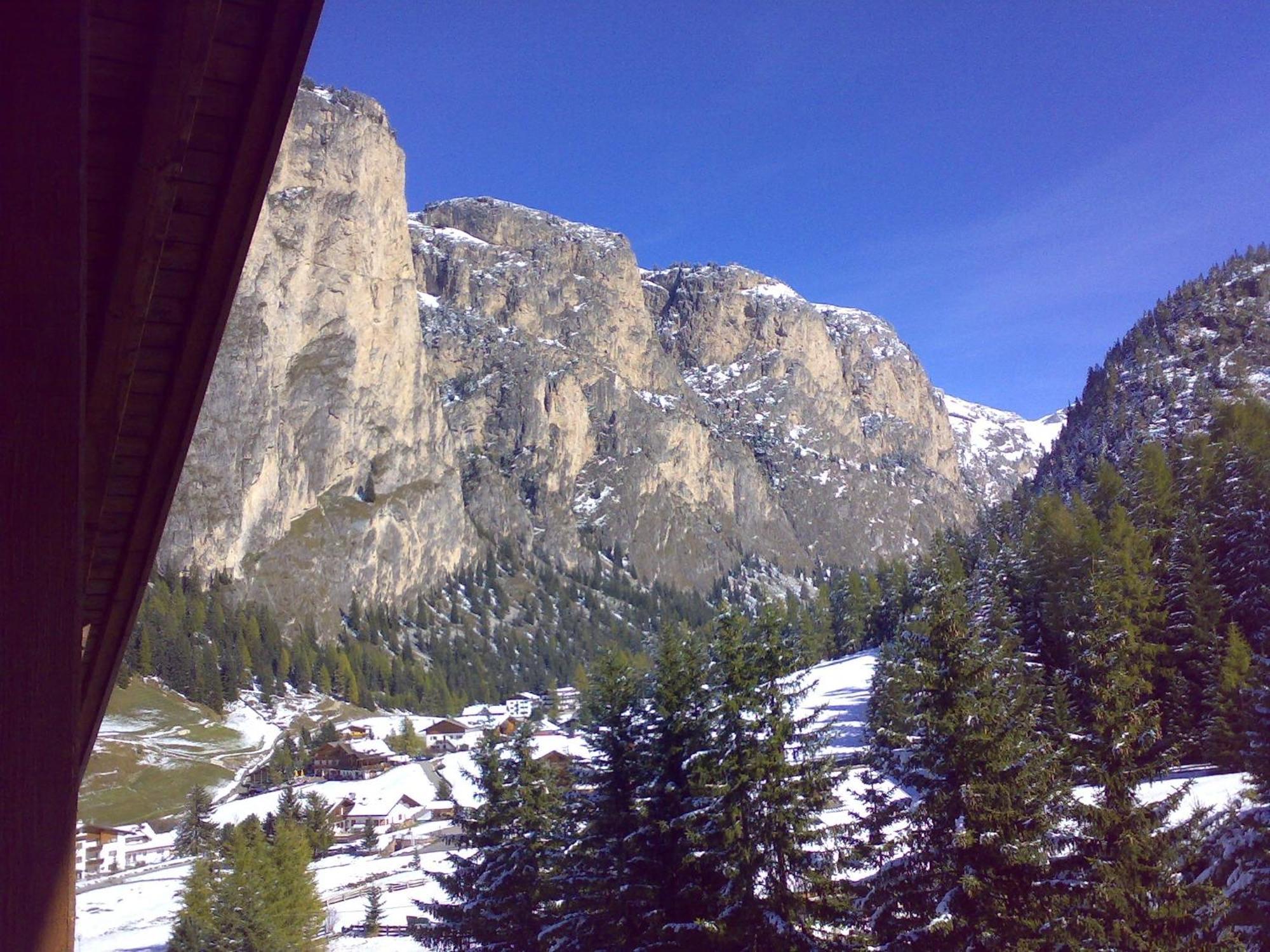 Hotel Alaska Selva di Val Gardena Luaran gambar