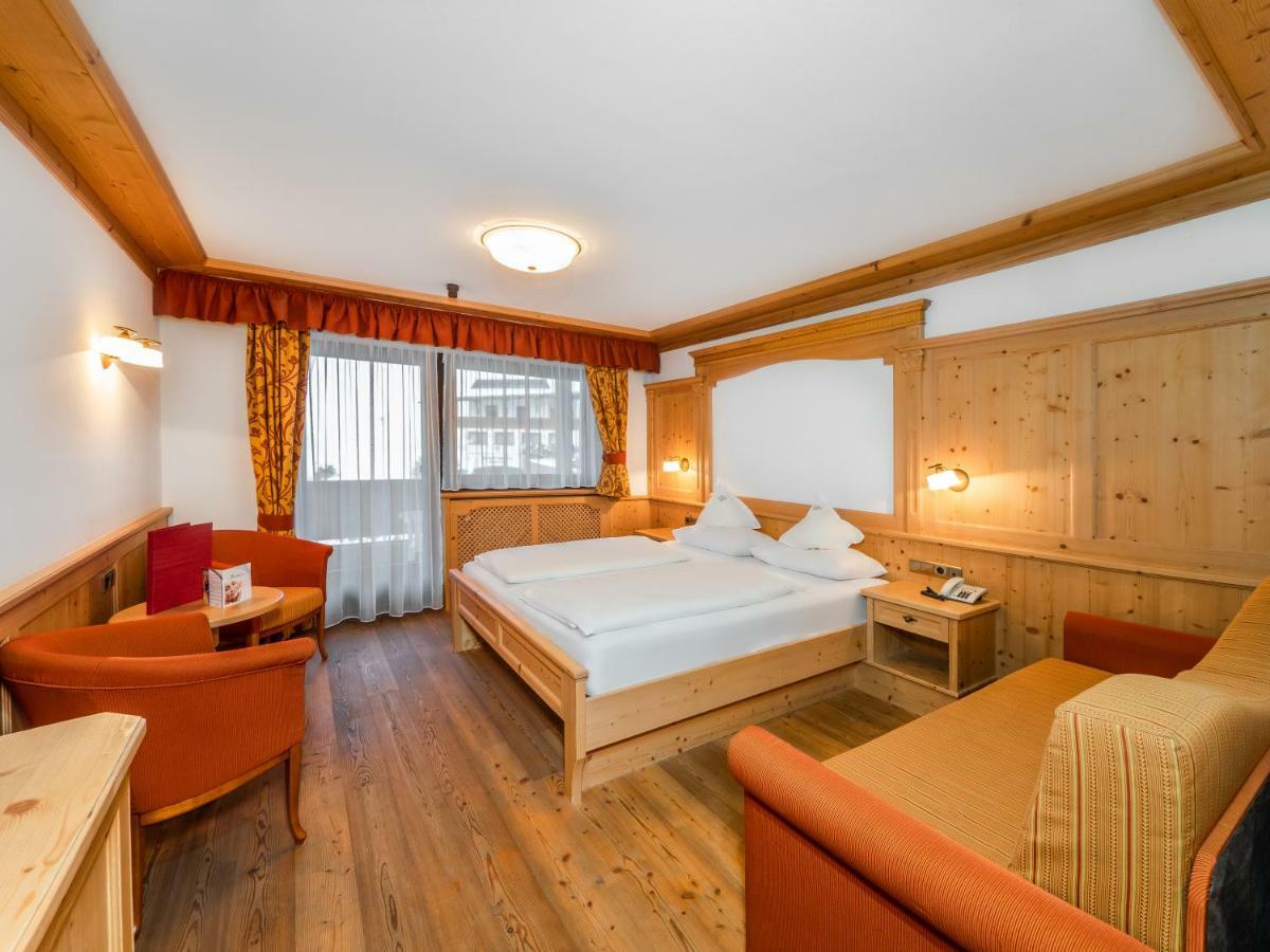 Hotel Alaska Selva di Val Gardena Luaran gambar